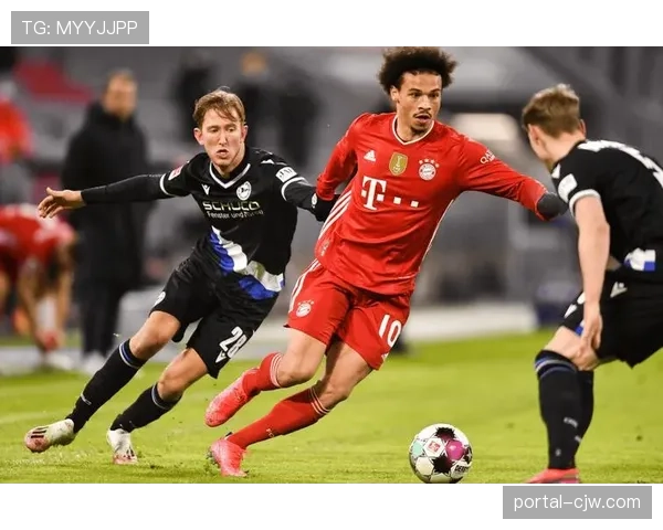 拜仁慕尼黑8-1狂胜沃尔夫斯堡 积分榜领先优势扩大至11分